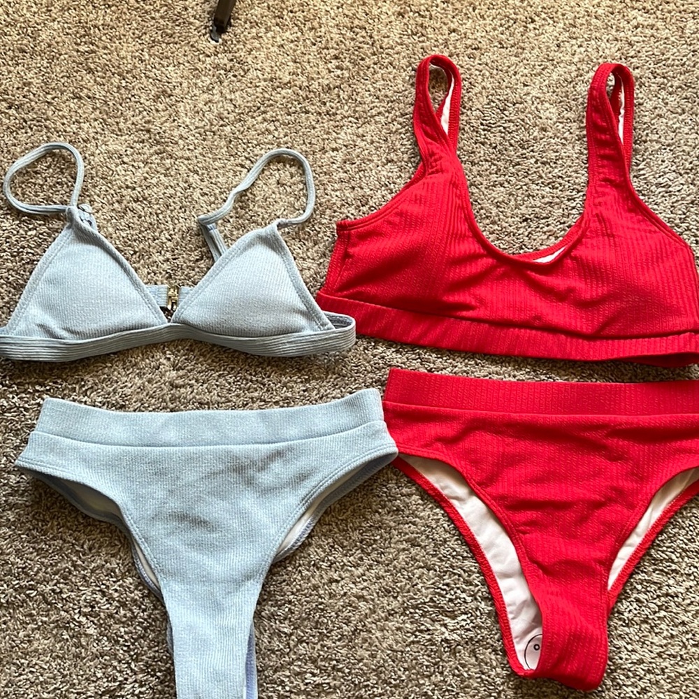 Set of 2 bikini swimsuits